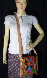 ARI EMBROIDERY LEATHER TOTE BAG