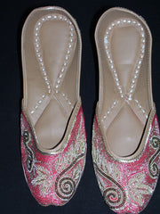 HAND EMBROIDERY ETHNIC JUTIES