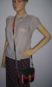 LEATHER  CROSS SHOULDER BAG