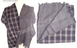 DOUBLE SIDED CHECK SCARF