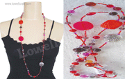 GLASS & METAL  BEAD NECKLACE
