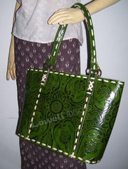 MEDIUM SIZE LEATHER TOTE BAG
