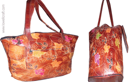 LADIES SHOULDER BAG