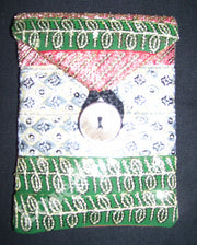 SEQUENCE EMBROIDERY BORDER MOBILE POUCH