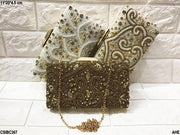 HANDBAGS, PURSES & CLUTCHES