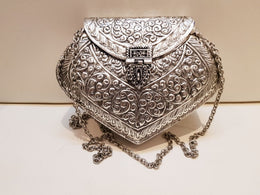 ANTIQUE METAL VINTAGE CLUTCH PURSE INDIA