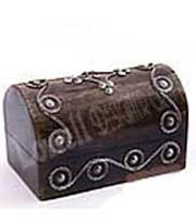 WOODEN BOX