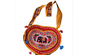 HEART DESIGN SHOULDER BAG