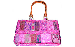EMBROIDED BORDER BAG