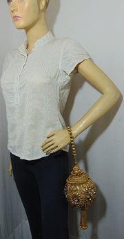 Metal mesh Crystals and rhinestones clutch bag
