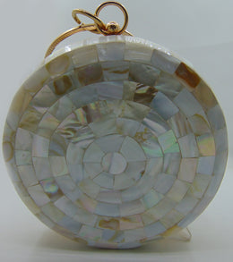 Round shape Pearls Chips clutch