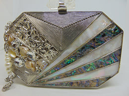 Mop Abalone Metal frame Clutch Purse