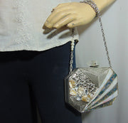 Mop Abalone Metal frame Clutch Purse