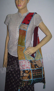 ALTERATION V CUT KACH SHOULDER BAG