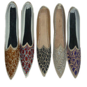 POiNTED LIGHT VELVET SOLE ETHNIC SHOES