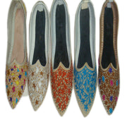 POiNTED LIGHT VELVET SOLE ETHNIC SHOES