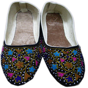 ROUND LIGHT VELVET SOLE ETHNIC SHOES