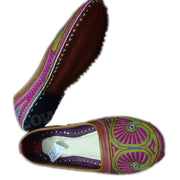 LEATHER EMBROIDERY MOJARI CLOSE SHOES