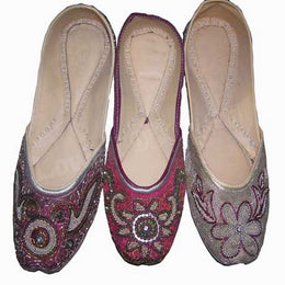 Fancy Embroidery Jutti shoes