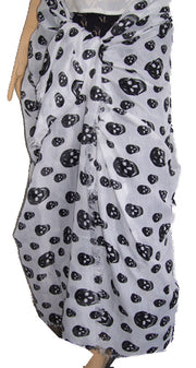 SKULL PRINT COTTON BEACH SARONGS PAROES