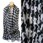 BIG HOUNDSTOOTH STOLE