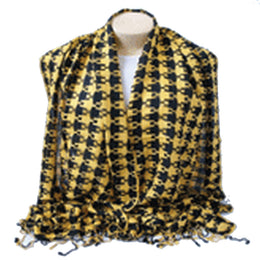 BIG HOUNDSTOOTH STOLE