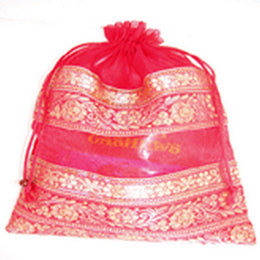 LARGE ORGANZA POUCH WITH 5 BORDER