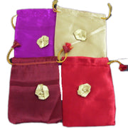 ORGANZA POUCH WITH FLOWER