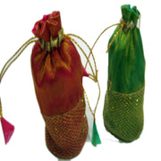 MEDIUM SIZE ORGANZA POUCH WITH GOLDEN NET