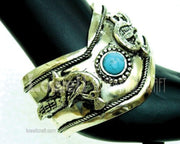 STONE STUDDED CUFF