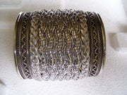METAL CUFFLINK WITH LEATHER CORD