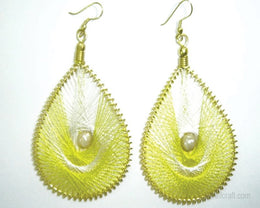 THREAD WITH METAL EARRING