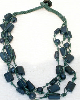 BONE NECKLACE