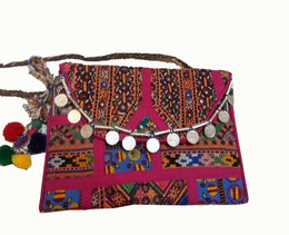 MEDIUM SIZE BANJARA CLUTCH BAG WITH NECKLACE
