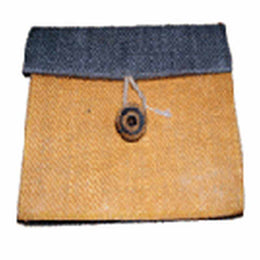 COSMETIC POUCH