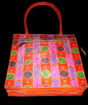 EMBOSS CIRCLE DESIGN LEATHER BAG