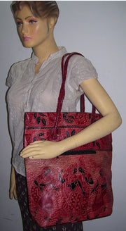 SHANTINIKETAN LEATHER TOTE BAG