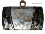 ANTIQUE SLIVER MOP RESIN CLUTCH BAG
