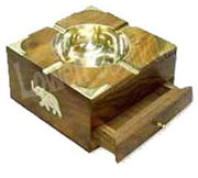 WOODEN ASHTRAY HOUSE CAR GIFT HOLDER