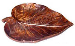 WOODEN  FRUIT PLATE