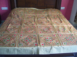 RANA EMBROIDERY BED COVER
